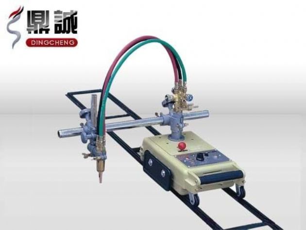 點(diǎn)擊查看詳細(xì)信息<br>標(biāo)題：半自動(dòng)火焰切割機(jī) 閱讀次數(shù)：4574