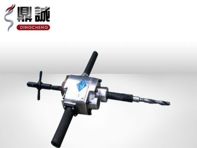 點(diǎn)擊查看詳細(xì)信息<br>標(biāo)題：ZK19型軌道鉆 閱讀次數(shù)：3893